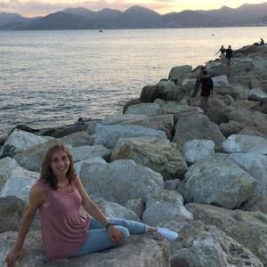 Meet your Posher, Isabella